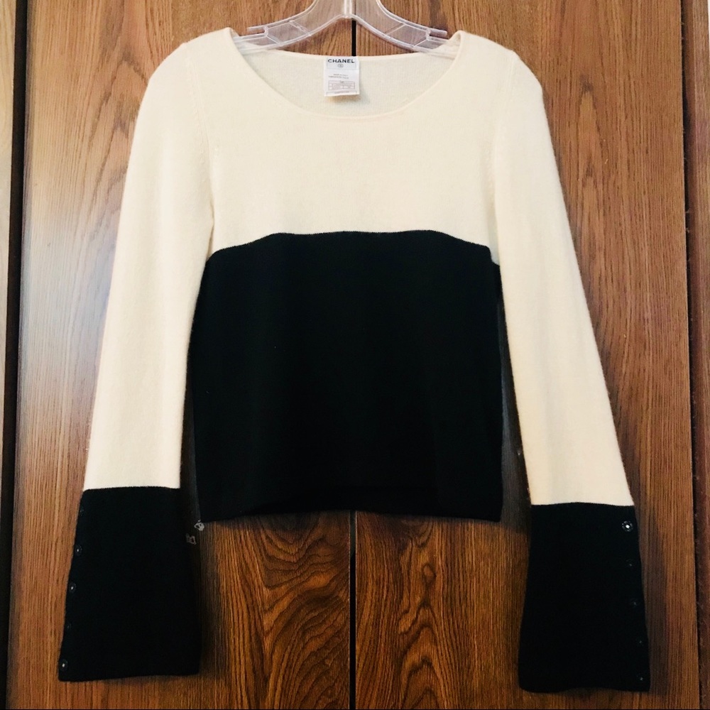 CHANEL 100% CASHMERE TWO TONE SWEATER AUTHENTIC